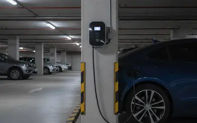 Borne électrique en copropriété : imposer son droit à la prise